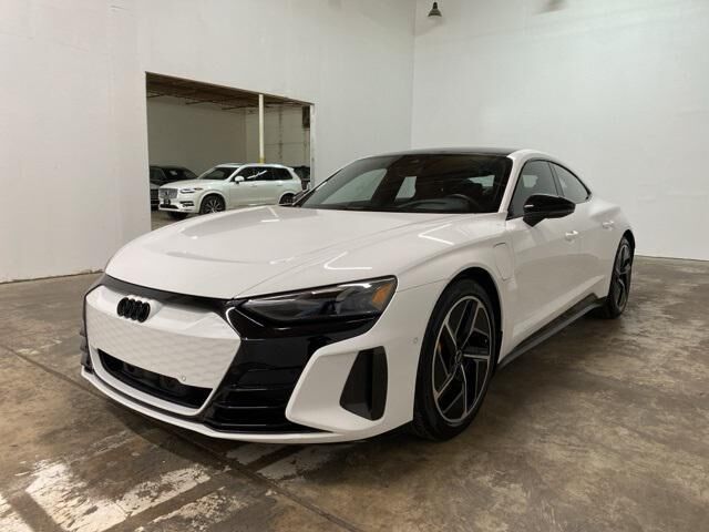 2023 AUDI RS e-tron GT