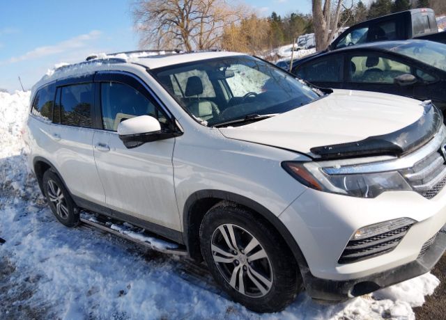 2017 HONDA Pilot