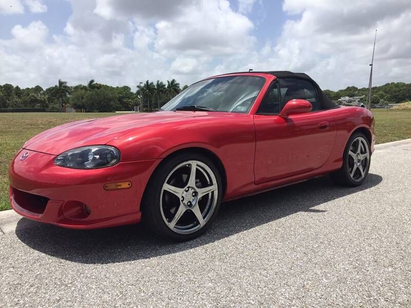 2004 MAZDA MX-5