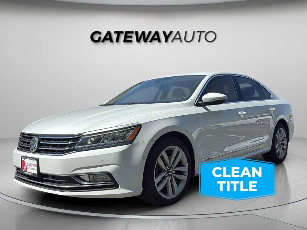 2017 VOLKSWAGEN Passat