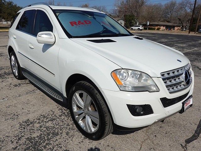 2010 MERCEDES-BENZ M-Class