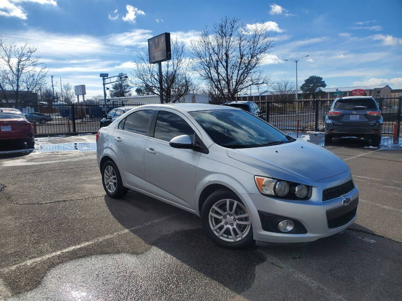 2013 CHEVROLET Sonic