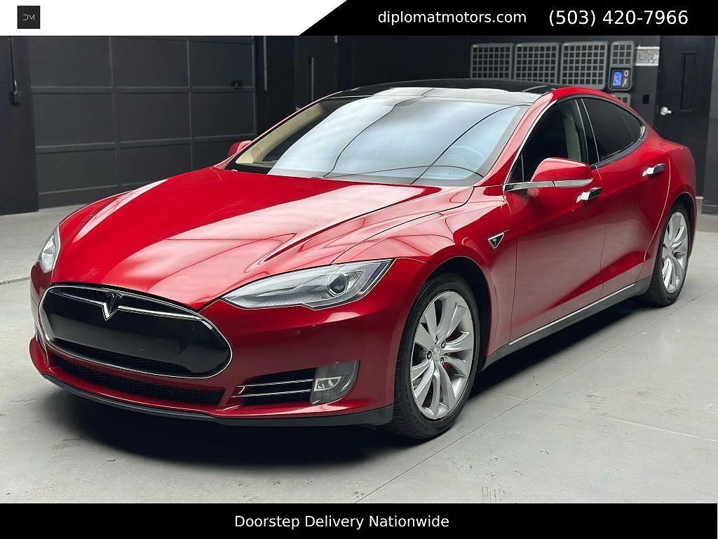 2014 TESLA Model S