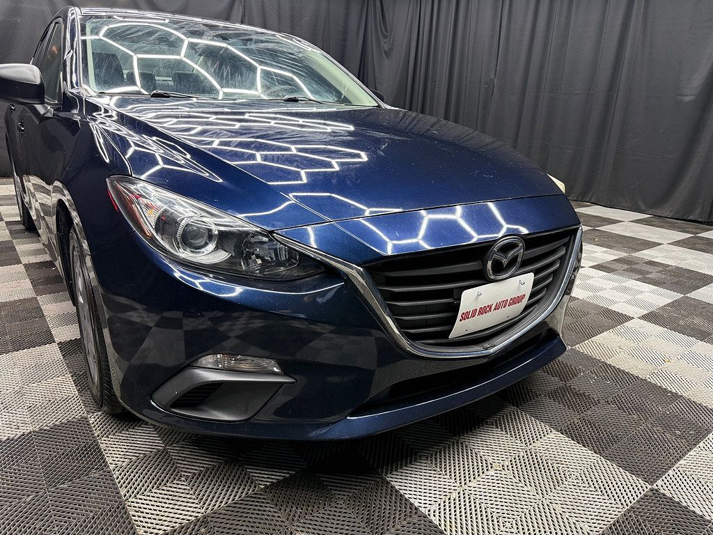 2016 MAZDA Mazda3