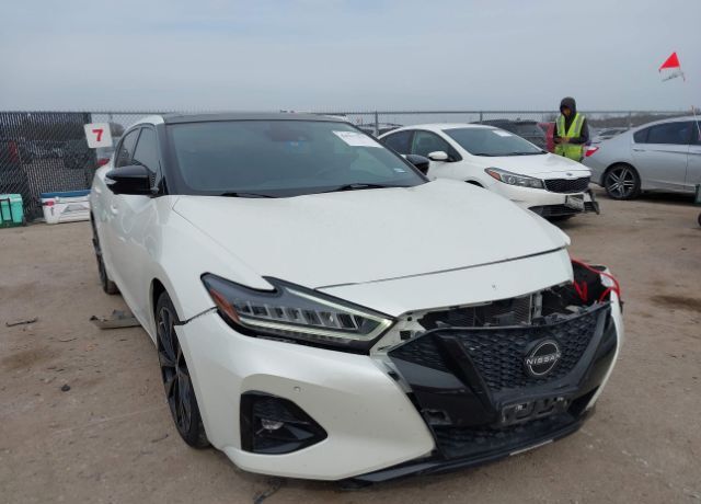 2023 NISSAN Maxima
