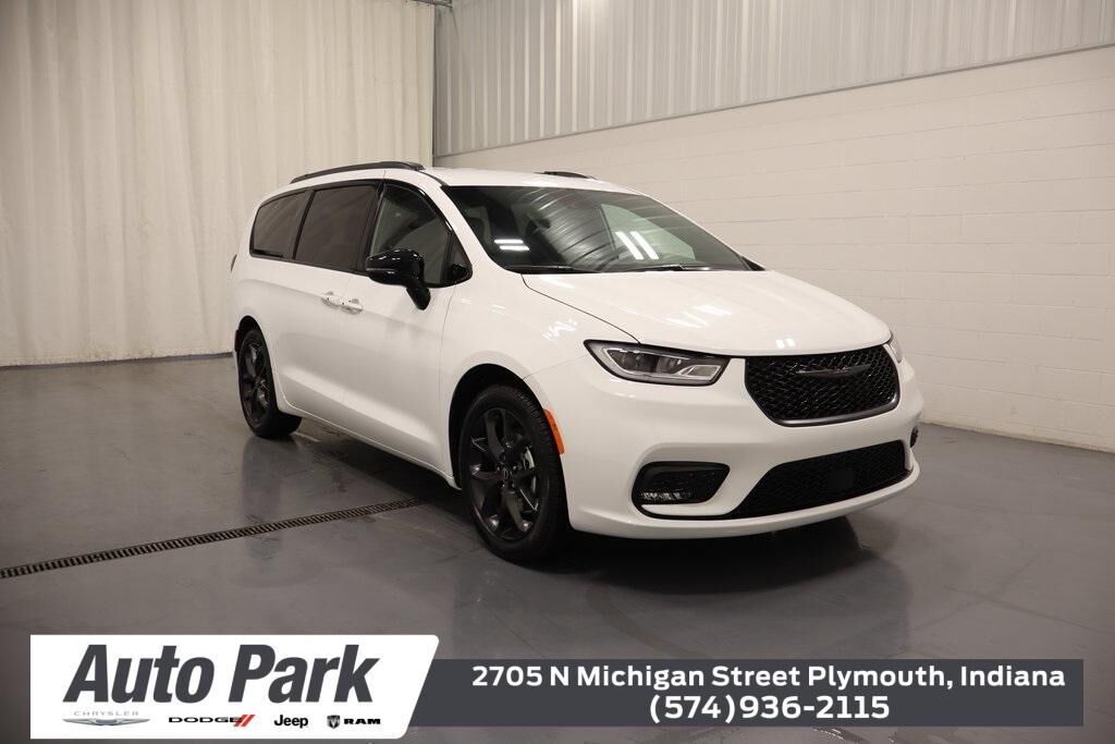 2026 CHRYSLER Pacifica