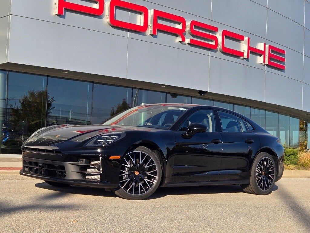 2026 PORSCHE Panamera