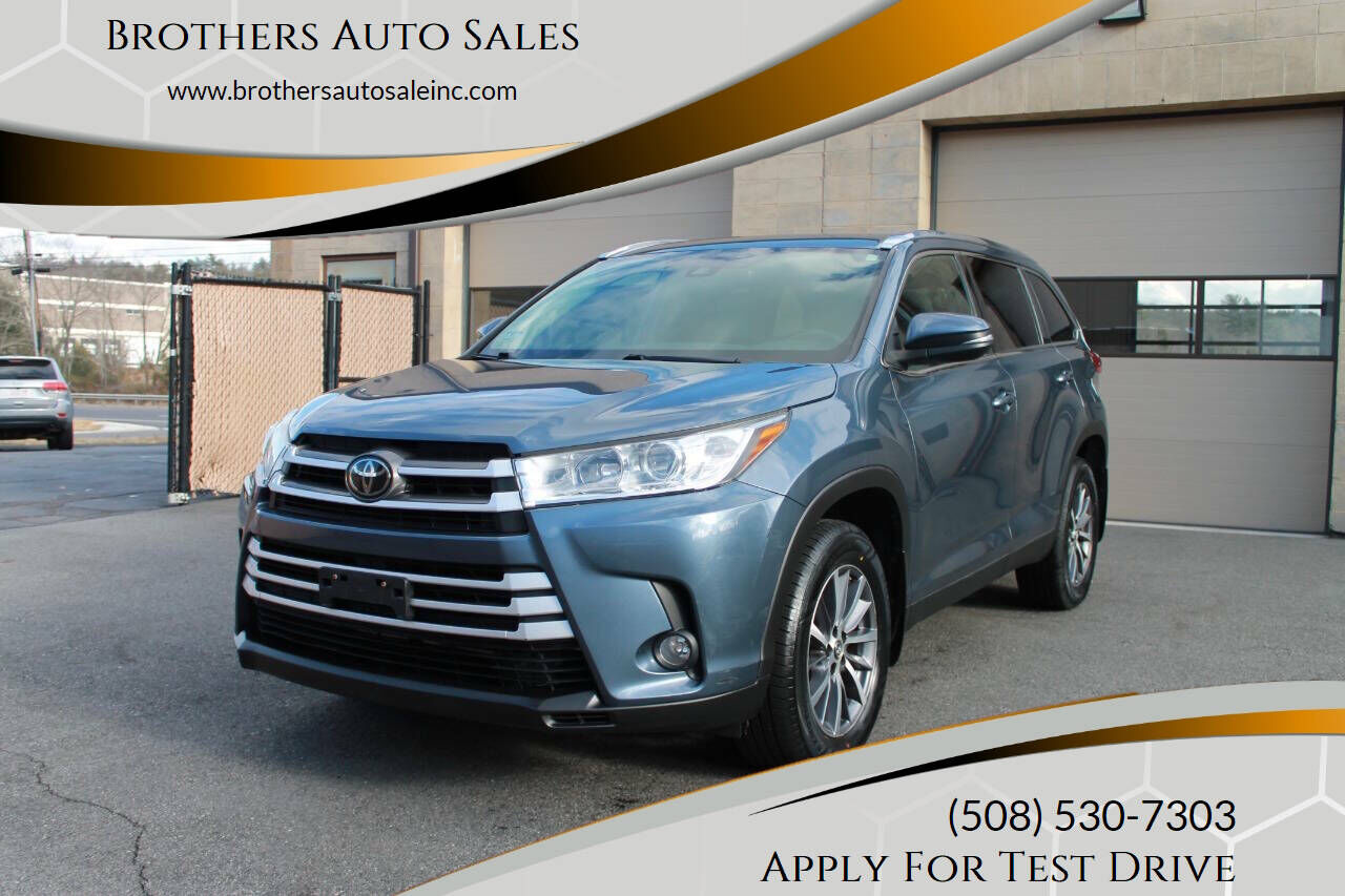 2019 TOYOTA Highlander
