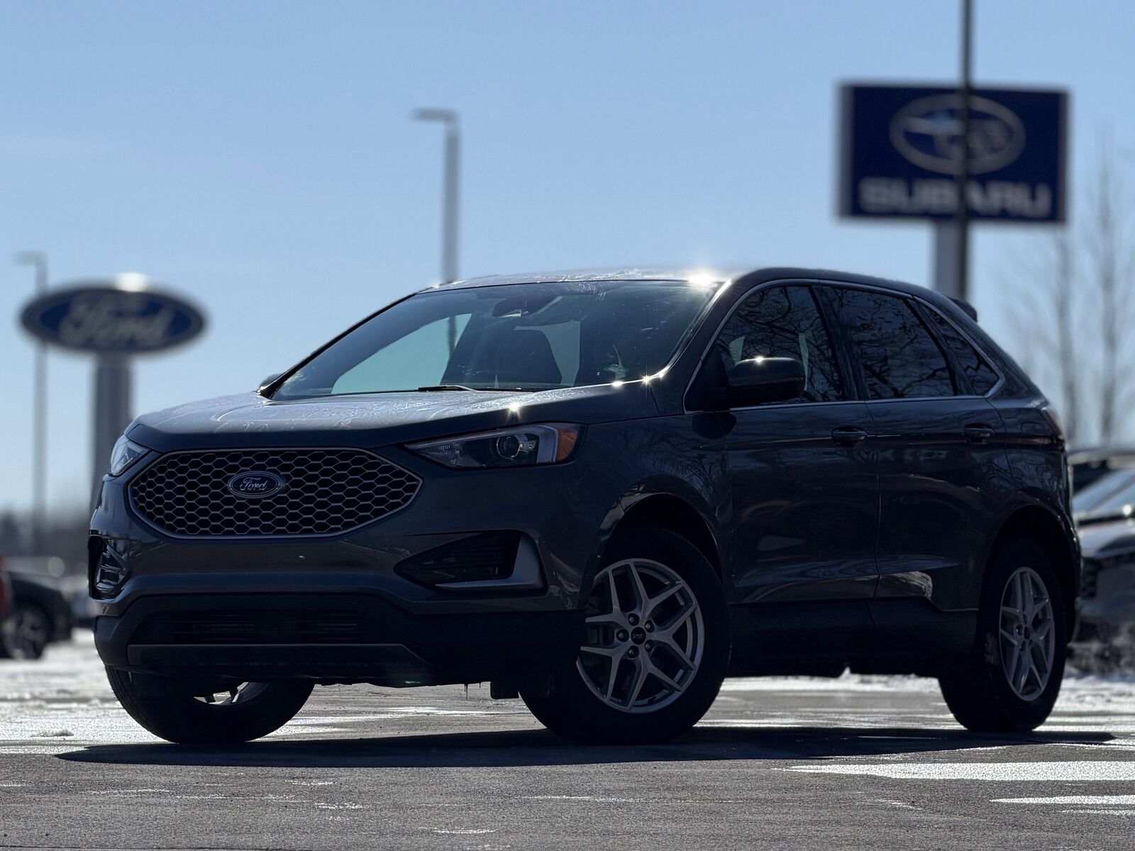 2023 FORD Edge
