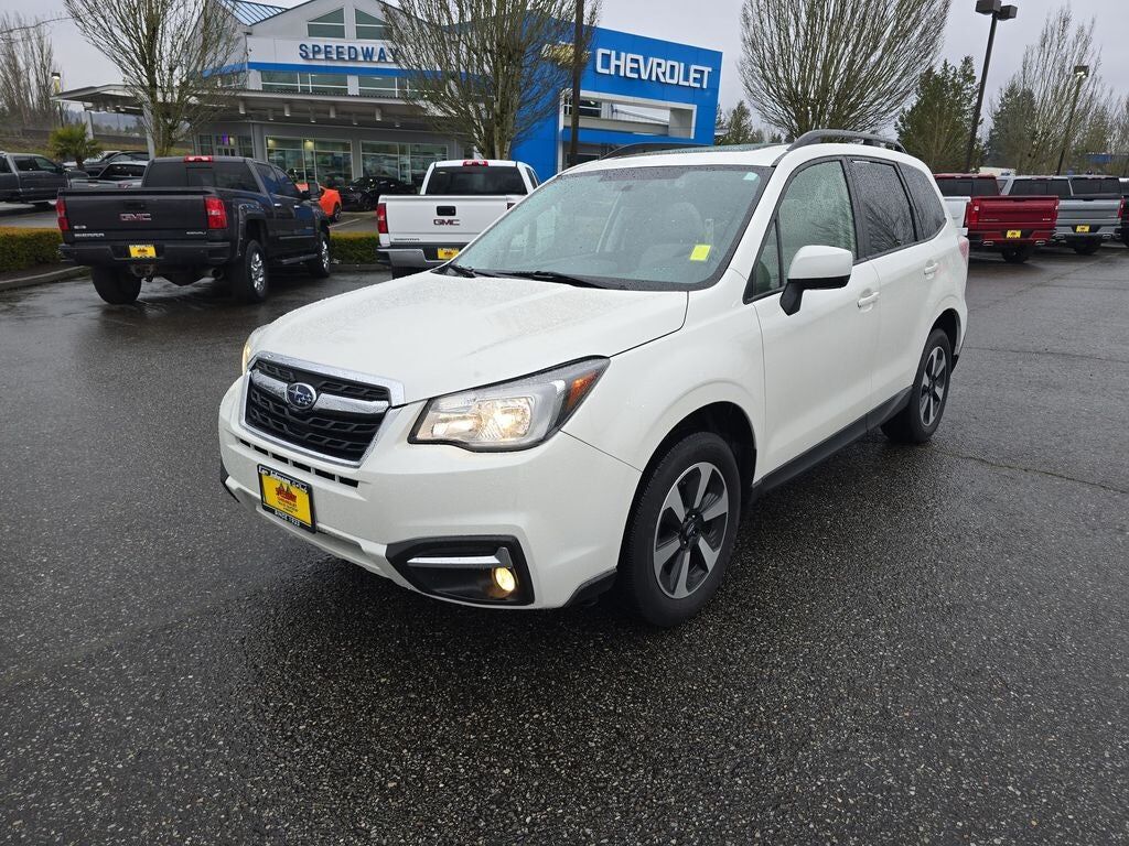 2018 SUBARU Forester
