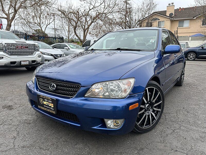 2002 LEXUS IS