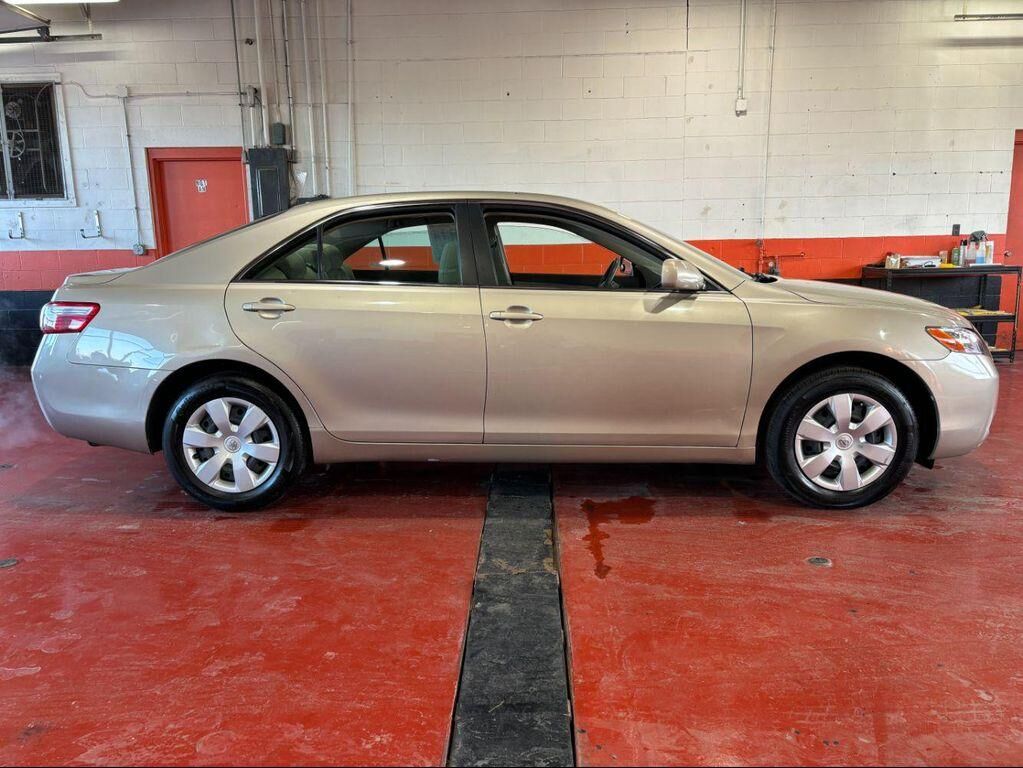 2009 TOYOTA Camry