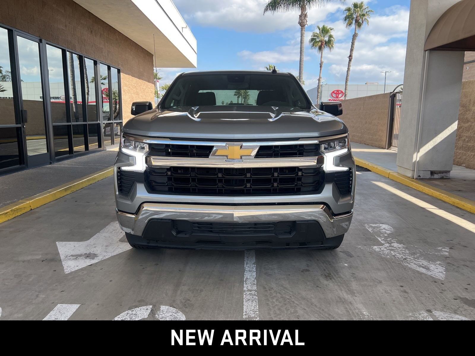2025 CHEVROLET Silverado