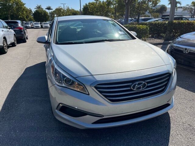 2016 HYUNDAI Sonata