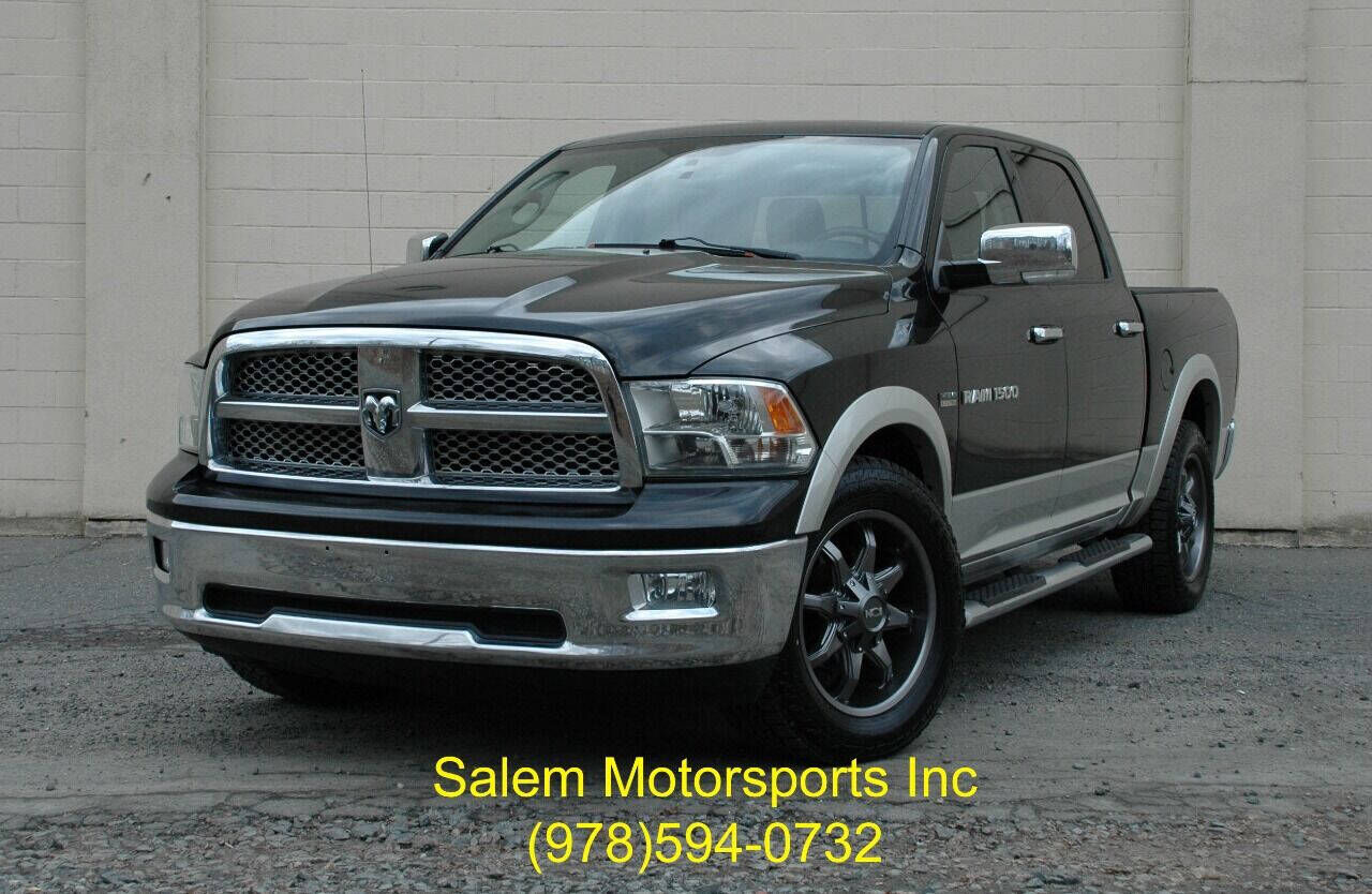 2011 DODGE Ram