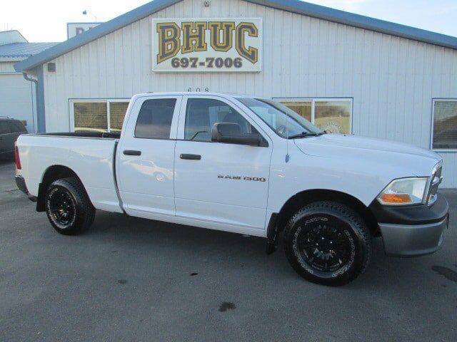 2011 DODGE Ram