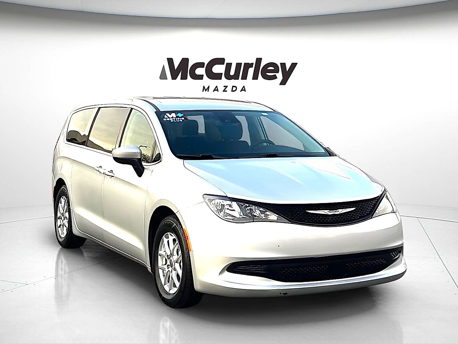 2023 CHRYSLER Voyager