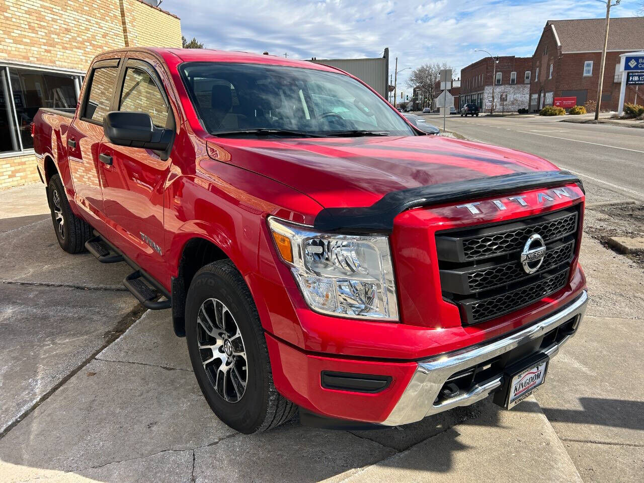 2022 NISSAN Titan