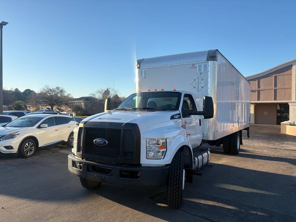 2017 FORD F-750