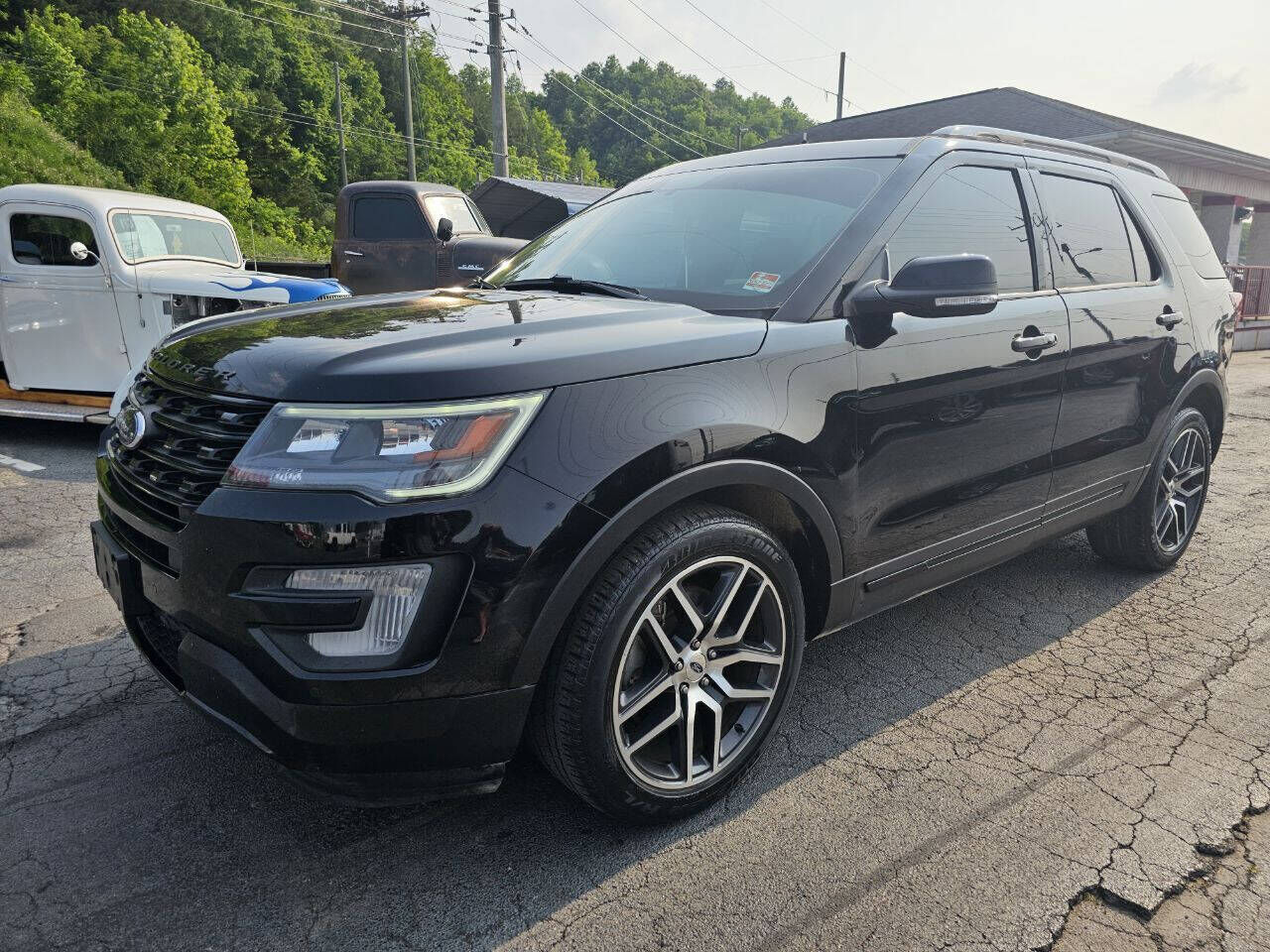 2017 FORD Explorer