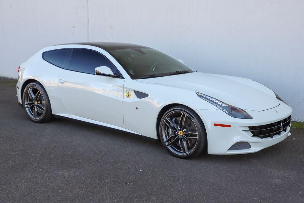 Ferrari FF