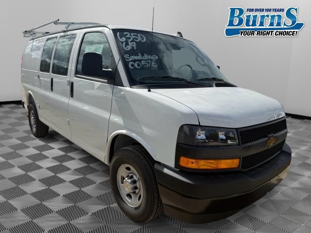 2025 CHEVROLET Express