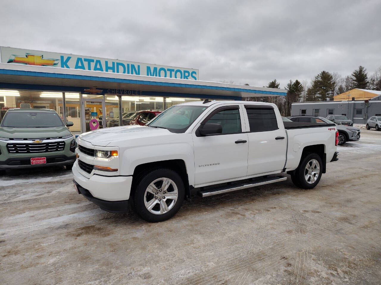 2018 CHEVROLET Silverado
