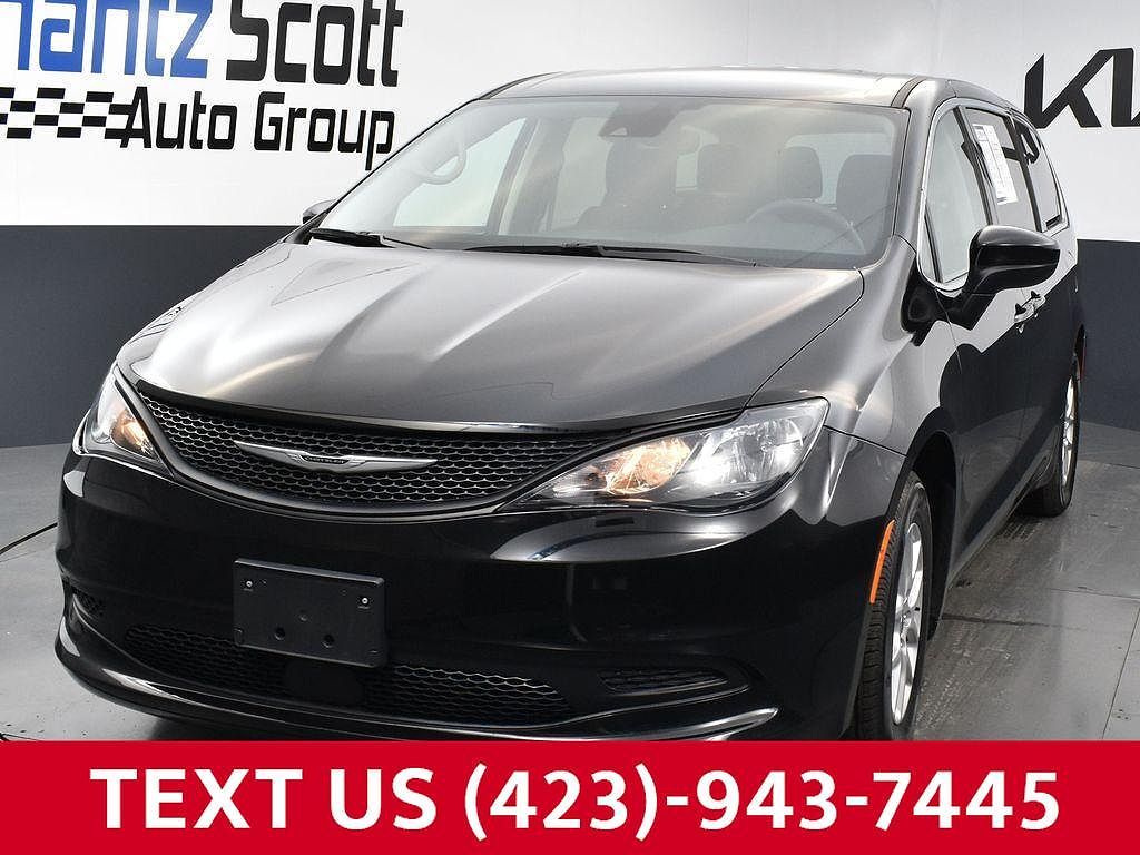 2024 CHRYSLER Voyager