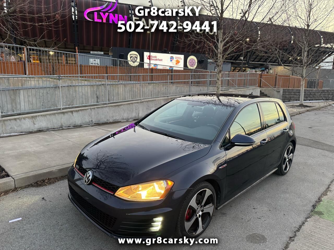 2017 VOLKSWAGEN Golf GTI