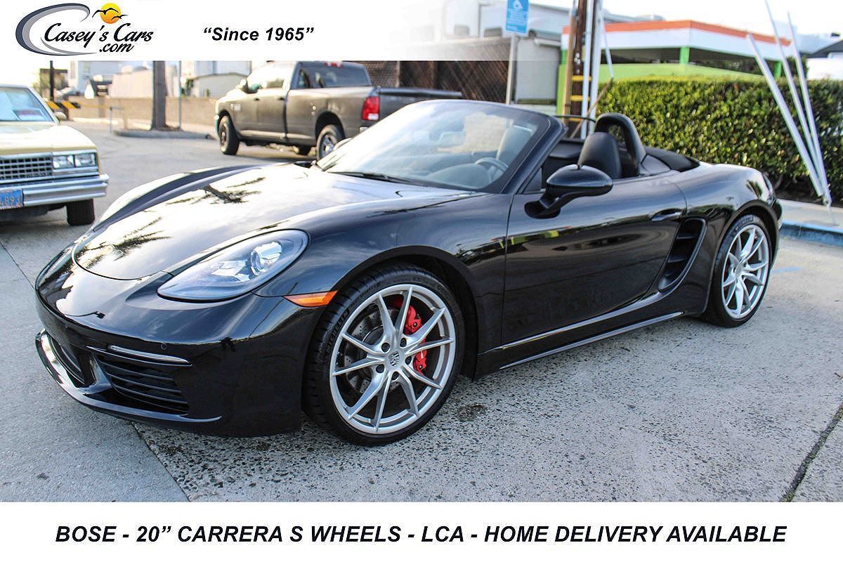 2017 PORSCHE Boxster