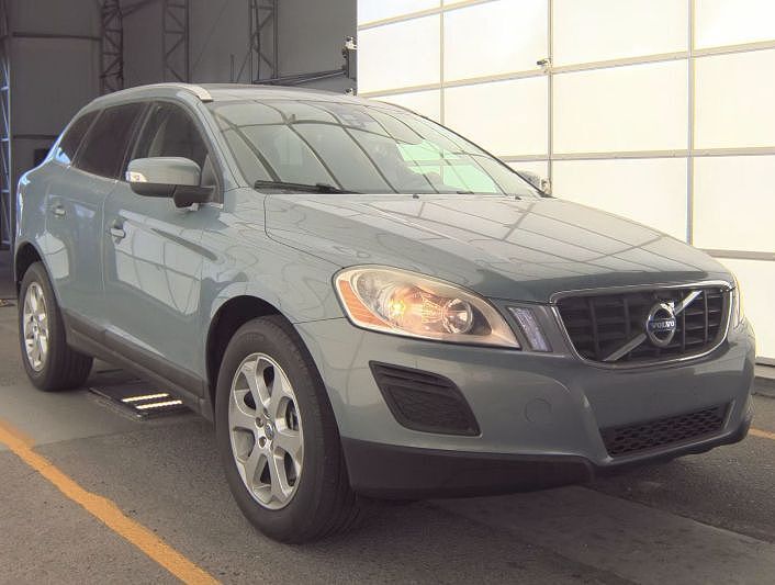 2011 VOLVO XC60