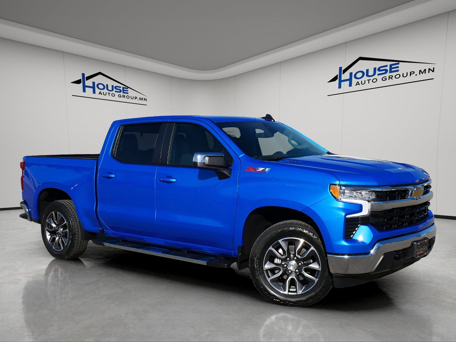 2025 CHEVROLET Silverado