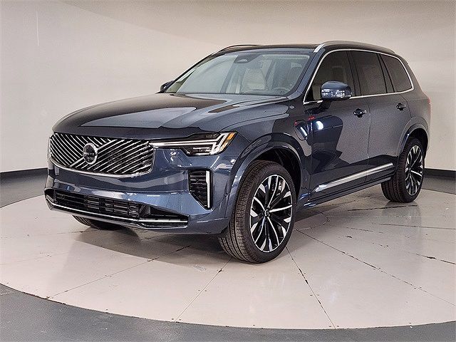 2026 VOLVO XC90