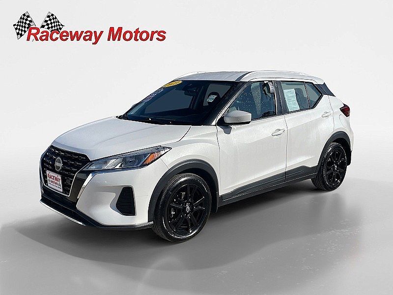2023 NISSAN Kicks