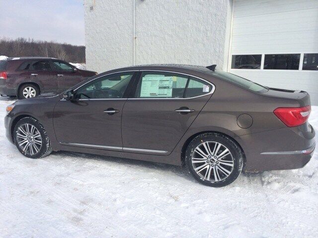 2014 KIA Cadenza