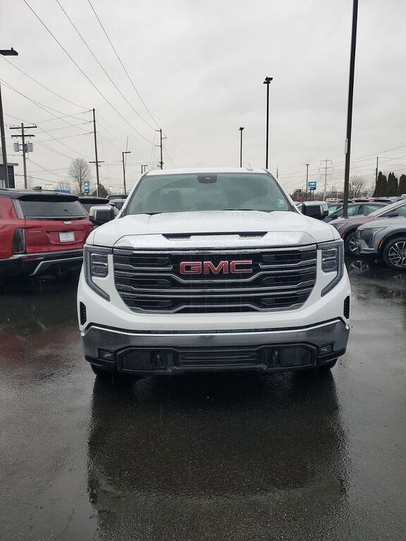 2024 GMC Sierra