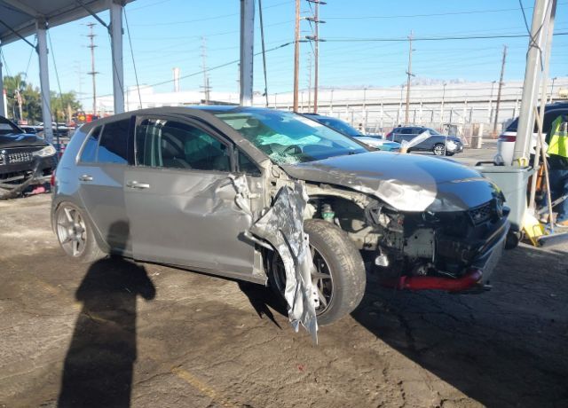 2016 VOLKSWAGEN Golf