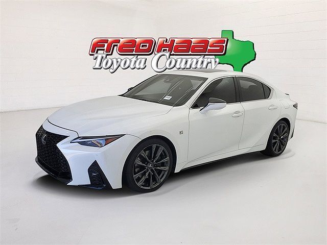 2023 LEXUS IS