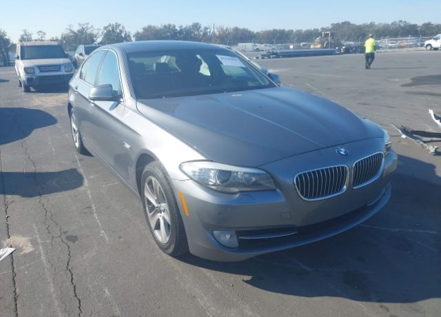 BMW 528i