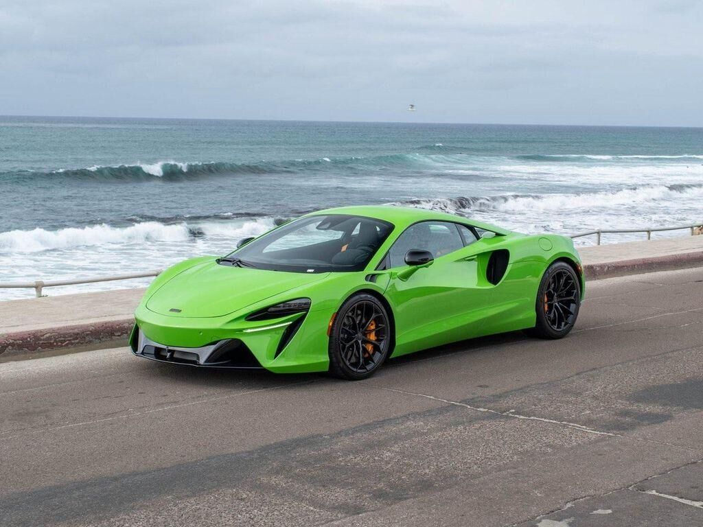 2026 MCLAREN ARTURA