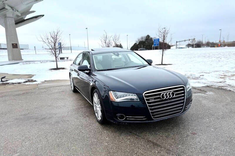 2013 AUDI A8