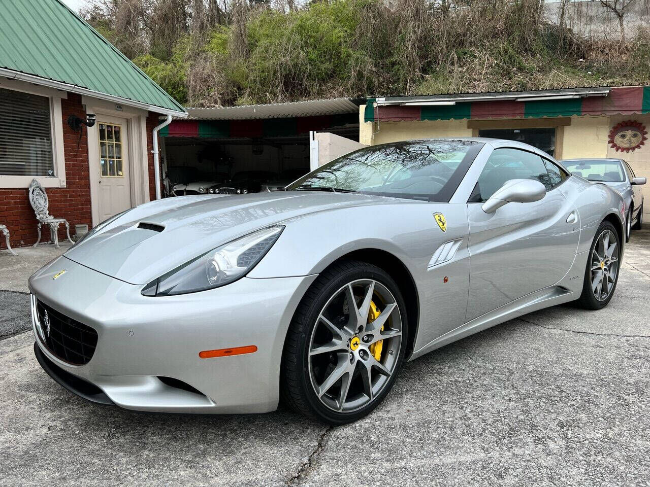 2010 FERRARI California