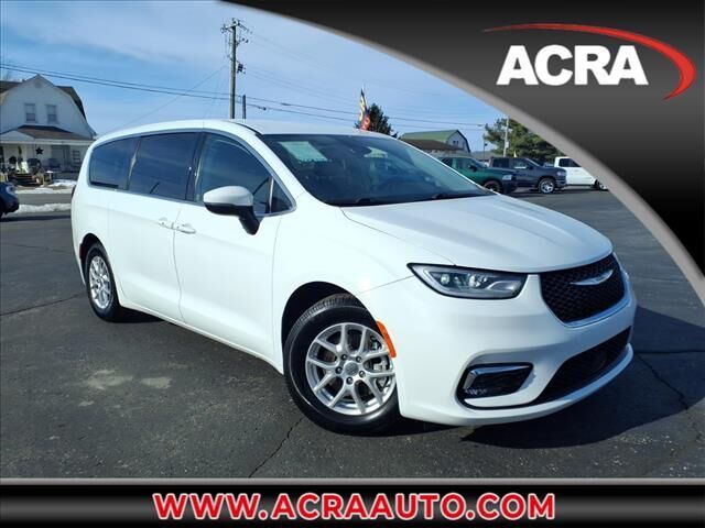 2023 CHRYSLER Pacifica