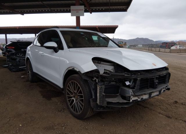 2022 PORSCHE Cayenne