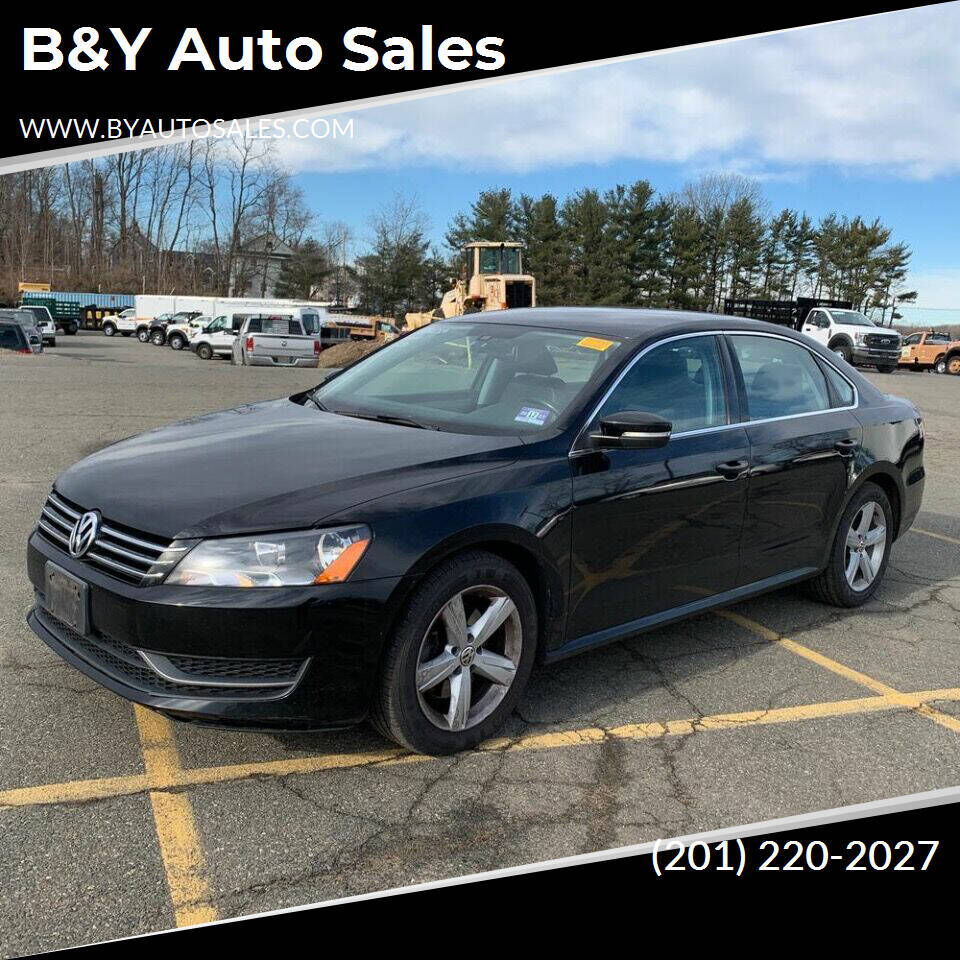 2013 VOLKSWAGEN Passat