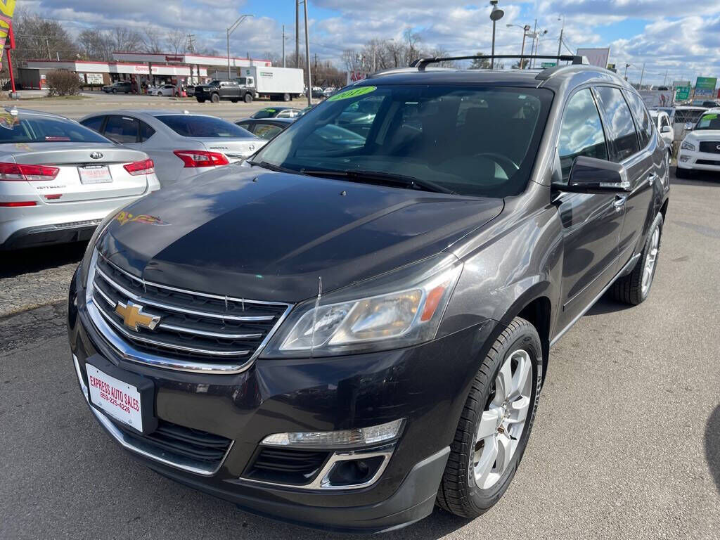 2017 CHEVROLET Traverse