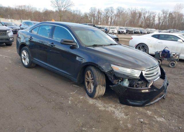 2013 FORD Taurus