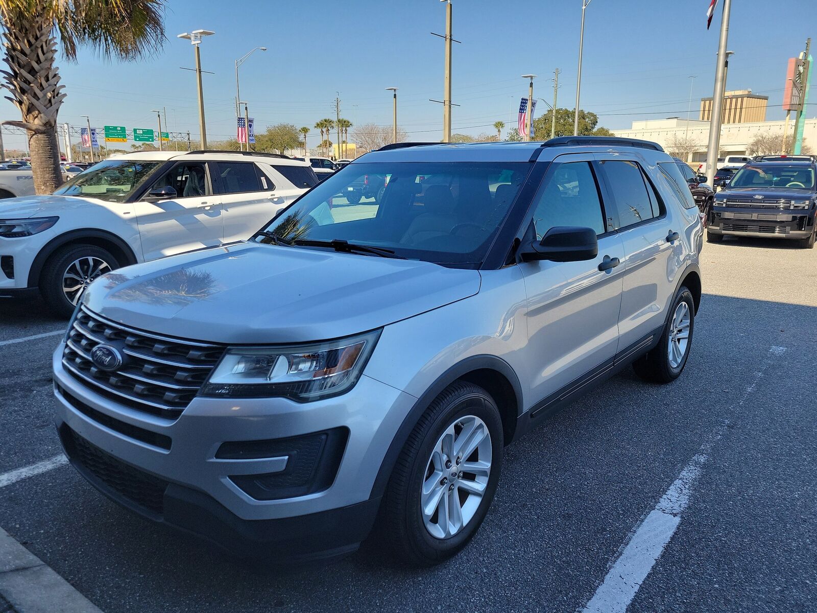 2016 FORD Explorer