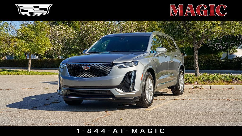 2025 CADILLAC XT6
