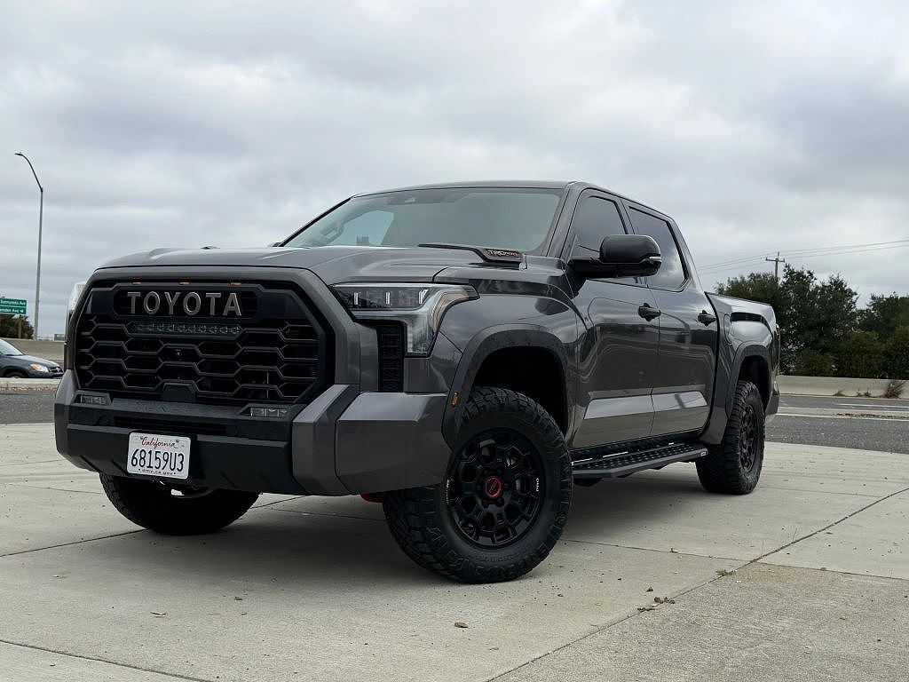 2023 TOYOTA Tundra